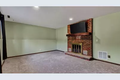 903 Pamela Place, Eau Claire, WI 54701 - Photo 19