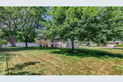 903 Pamela Place, Eau Claire, WI 54701 - Photo 31