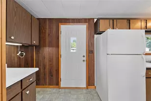 706 Stone St, Augusta, WI 54722 - Photo 9