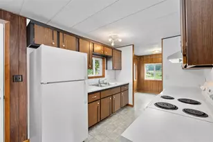 706 Stone St, Augusta, WI 54722 - Photo 7