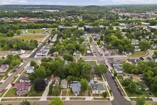 2015 4th St, Eau Claire, WI 54703 - Photo 21