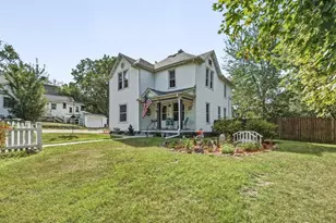 1551 E Madison St, Eau Claire, WI 54703 - Photo 35