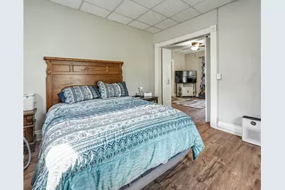 1551 E Madison Street, Eau Claire, WI 54703 - Photo 7