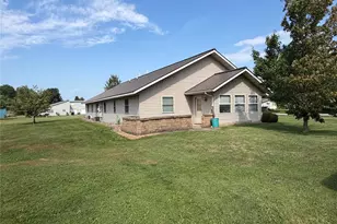 517 3rd St, Withee, WI 54498 - Photo 3
