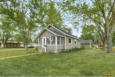 479 Irvine Street, Chippewa Falls, WI 54729 - Photo 3
