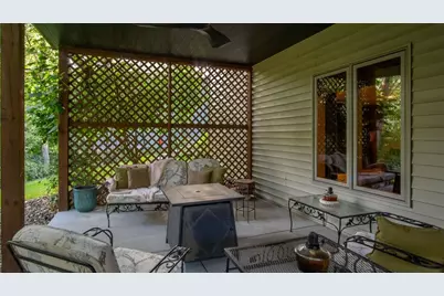 2111 High Point Drive, Altoona, WI 54720 - Photo 9