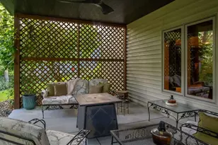 2111 High Point Dr, Altoona, WI 54720 - Photo 9