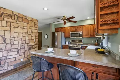 3721 Maywood Drive, Eau Claire, WI 54703 - Photo 9