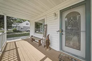 329 E 4th Ave, Stanley, WI 54768 - Photo 11