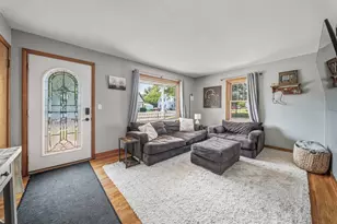 329 E 4th Ave, Stanley, WI 54768 - Photo 15