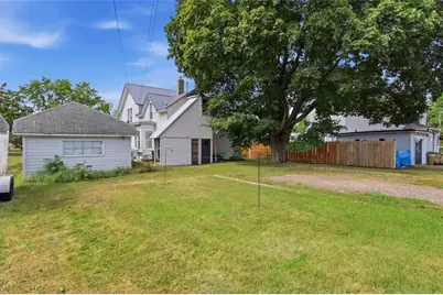 107 S Grove Street #1 &amp; 2, Chippewa Falls, WI 54729 - Photo 31