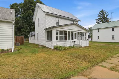 107 S Grove Street #1 &amp; 2, Chippewa Falls, WI 54729 - Photo 33