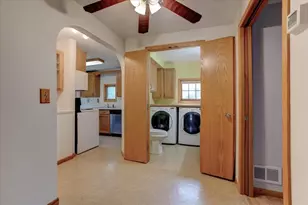 855 Stout St, Menomonie, WI 54751 - Photo 17
