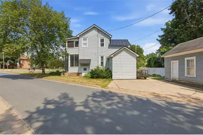 718 Bay Street, Chippewa Falls, WI 54729 - Photo 45