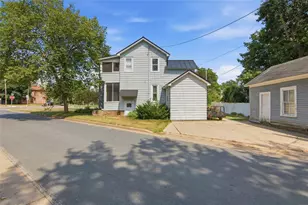 718 Bay St, Chippewa Falls, WI 54729 - Photo 45