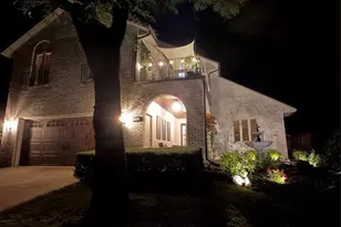 1011 Skyview Dr, Altoona, WI 54720 - Photo 3