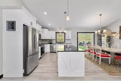 3440 Nelson Court, Eau Claire, WI 54703 - Photo 5