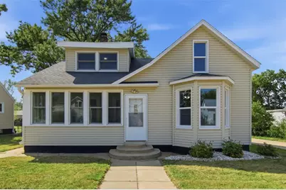 618 Erin Street, Eau Claire, WI 54703 - Photo 1