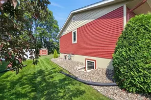 320 Driftwood St, West Salem, WI 54669 - Photo 41