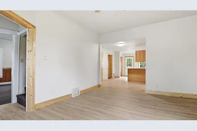 329 Washington Street, Stanley, WI 54768 - Photo 7
