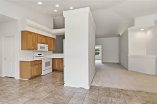 1807 Pine Park Dr, Eau Claire, WI 54701 - Photo 11