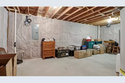 2014 Concord Trail, Eau Claire, WI 54703 - Photo 31