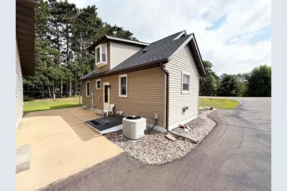 1812 Peterson Avenue, Eau Claire, WI 54703 - Photo 27