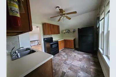 573 Dewey Street #1&amp;2, Eau Claire, WI 54703 - Photo 5