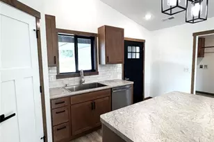 23345 Cherrywood St, Independence, WI 54747 - Photo 3