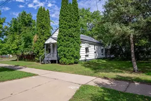 2627 7th St, Eau Claire, WI 54703 - Photo 3