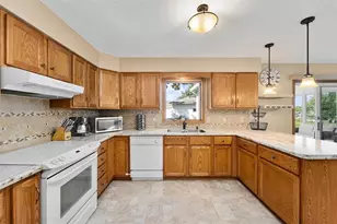 104 W Southridge Ct, Cadott, WI 54727 - Photo 15