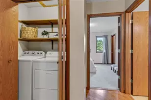 415 Hewitt St, Eau Claire, WI 54703 - Photo 13