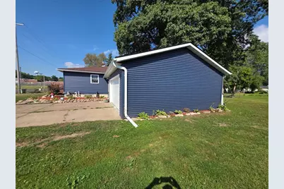 807 Augusta Street, Rice Lake, WI 54868 - Photo 9