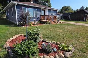 807 Augusta St, Rice Lake, WI 54868 - Photo 5