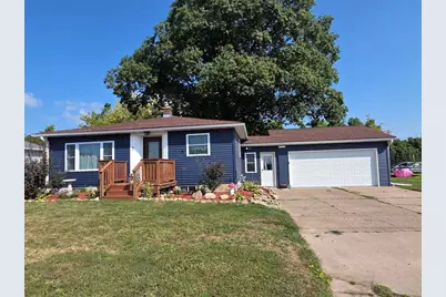 807 Augusta Street, Rice Lake, WI 54868 - Photo 3