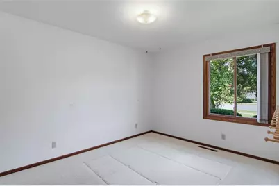 1815 Frisbie Lane, Eau Claire, WI 54703 - Photo 25