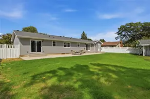 1815 Frisbie Ln, Eau Claire, WI 54703 - Photo 5