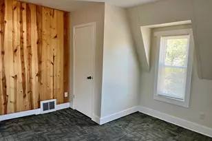 1721 Hogeboom, Eau Claire, WI 54701 - Photo 5