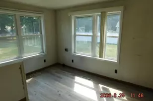 817 E 5th St, Ladysmith, WI 54848 - Photo 3