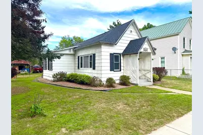 1021 E La Salle Avenue, Barron, WI 54812 - Photo 1