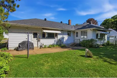 1613 Main Street, Eau Claire, WI 54701 - Photo 25