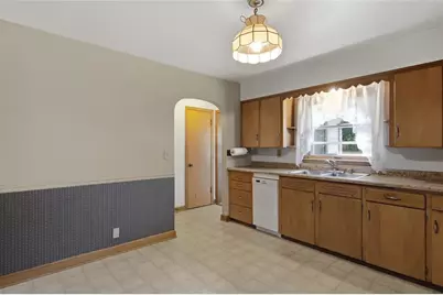 1613 Main Street, Eau Claire, WI 54701 - Photo 9