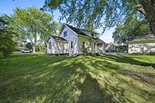 300 Elm Ave, Menomonie, WI 54751 - Photo 43