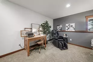 460 Club View Ln, Altoona, WI 54720 - Photo 33