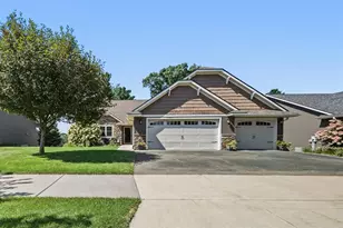 460 Club View Ln, Altoona, WI 54720 - Photo 1