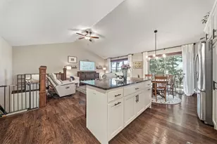 460 Club View Ln, Altoona, WI 54720 - Photo 11