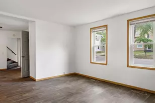 1315 11th St, Menomonie, WI 54751 - Photo 9