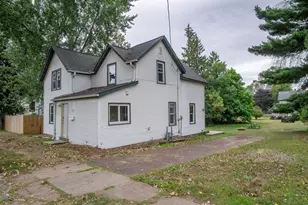 1315 11th St, Menomonie, WI 54751 - Photo 31