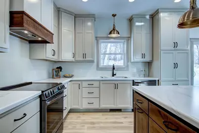 701 Roma Street, Eau Claire, WI 54701 - Photo 7