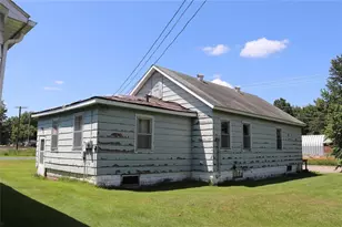 218 E Main St, Fairchild, WI 54741 - Photo 3